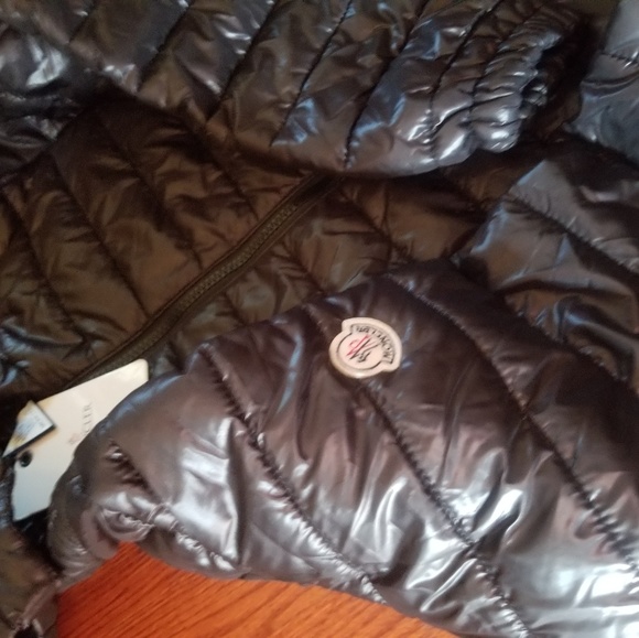 Moncler - Picture 2 of 2